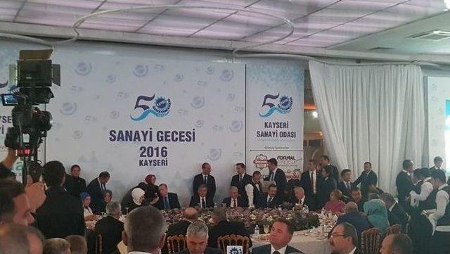 Kayso 50. Yıl Gecesinde Kayseri Şeker’e Ödül