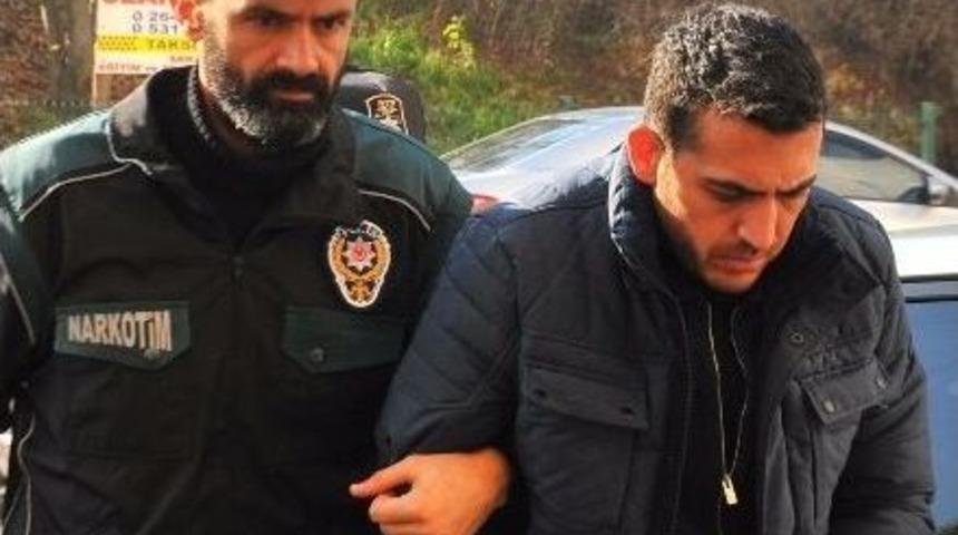 Esrarla Yakalanan Eski Emniyet Amiri Adliyeye Sevk Edildi