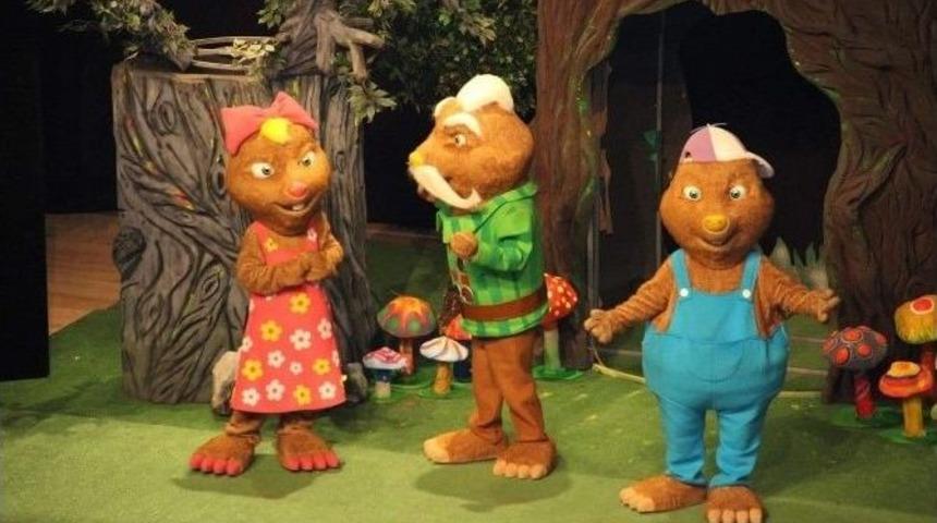 Minikler K&ouml;stebekgiller Oyunuyla Eğlendi