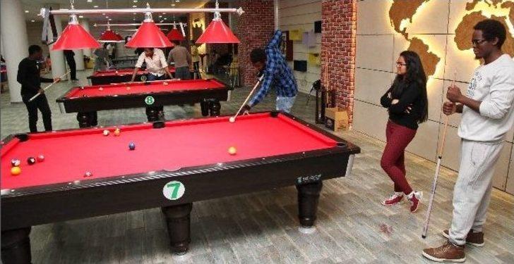 Rektör Prof. Dr. Gür: G5