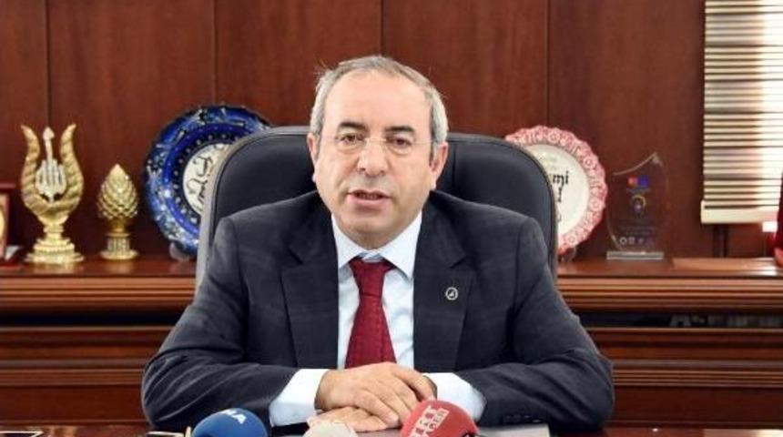 D&ouml;vizini Bozduranın Adı Yy&uuml;'deki Amfi Tiyatroya Verilecek