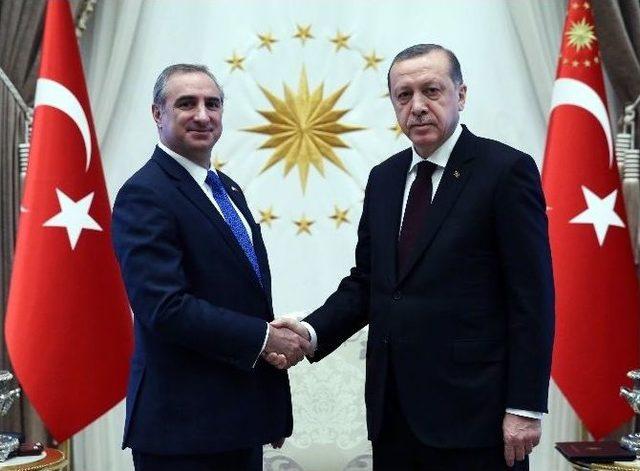 İsrail B&uuml;y&uuml;kel&ccedil;isi Cumhurbaşkanı Erdoğan&rsquo;a G&uuml;ven Mektubu Sundu 1