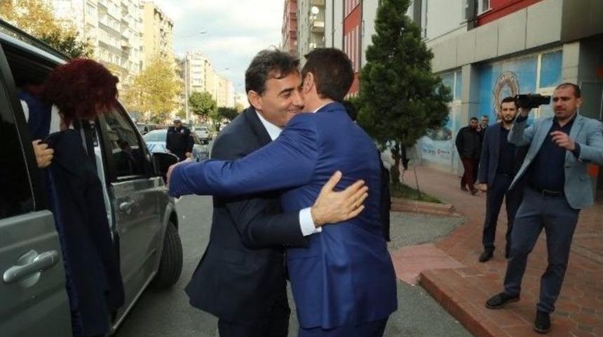 Kosova Kamu Düzeni Bakanı’ndan Başkan Tok’a Kongre Teşekkürü