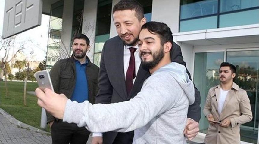 Hidayet T&uuml;rkoğlu Ve &Ouml;mer Onan Engelli Sporcuları Ağırladı