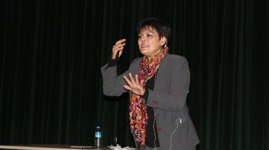 M&uuml;ft&uuml;l&uuml;kten &rsquo;d&uuml;nya Engelliler G&uuml;n&uuml;&rsquo; Konferansı