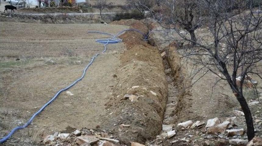 Akpınar Mahallesi Suya Kavuşuyor