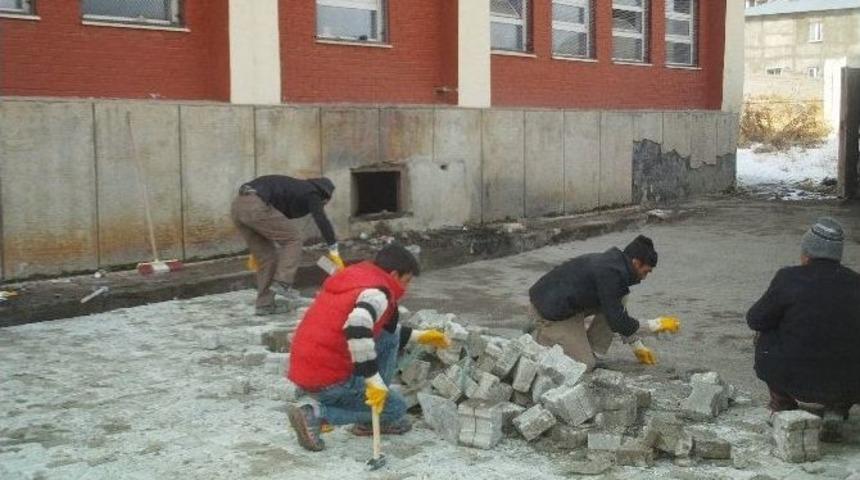 &Ouml;zalp Belediyesinden &Ccedil;evre D&uuml;zenlemesi