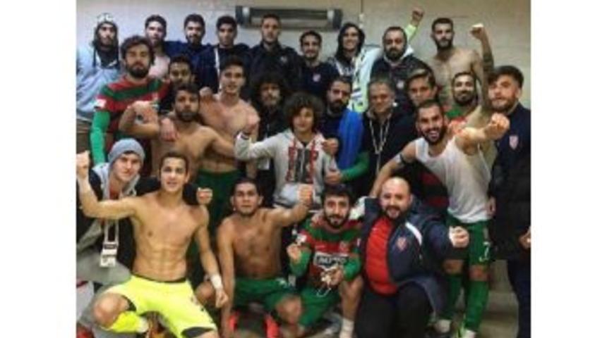 Karşıyakalı 8 Futbolcudan Y&ouml;netime Şok