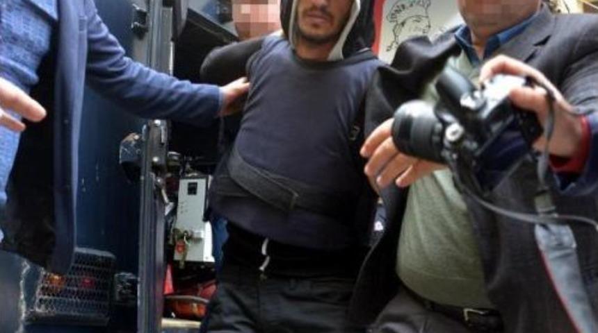 Polisi Şehit Eden Ş&uuml;pheli Adliyeye Zırhlı Ara&ccedil;la Getirildi