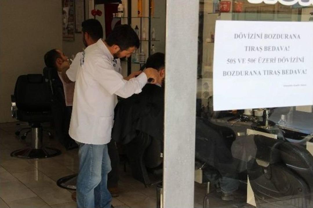 Manisalı Esnaflardan &Ouml;rnek Davranış