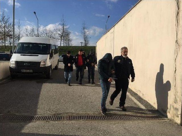 Sakarya’da Pkk/kck Üyesi 5 Öğrenci Adliyeye Sevk Edildi