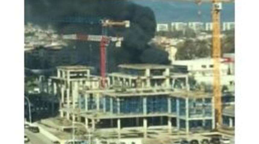 Bursa&rsquo;Da Inşaat Şantiyesinde Yangı;harita Teknikeri &Ouml;ld&uuml;