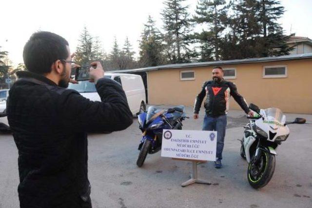 Kameradaki Motosiklet Hırsızları Yakalandı