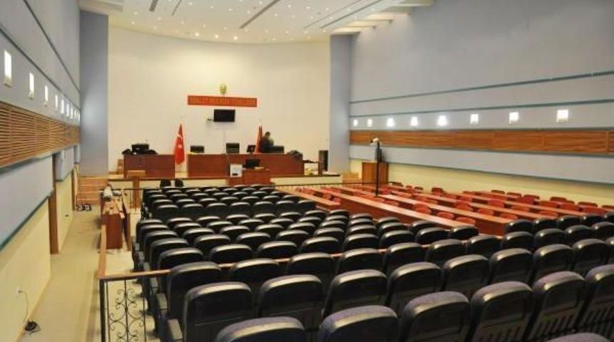 Darbeci Askerler, Kongre Merkezinde Yargılanacak