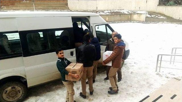 Hakkarili &Ouml;ğrencilerinden &Ouml;rnek Davranış 1