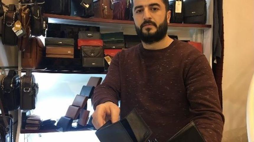 C&uuml;zdanlara Dolar Konmaması Şartıyla İndirim Yaptılar