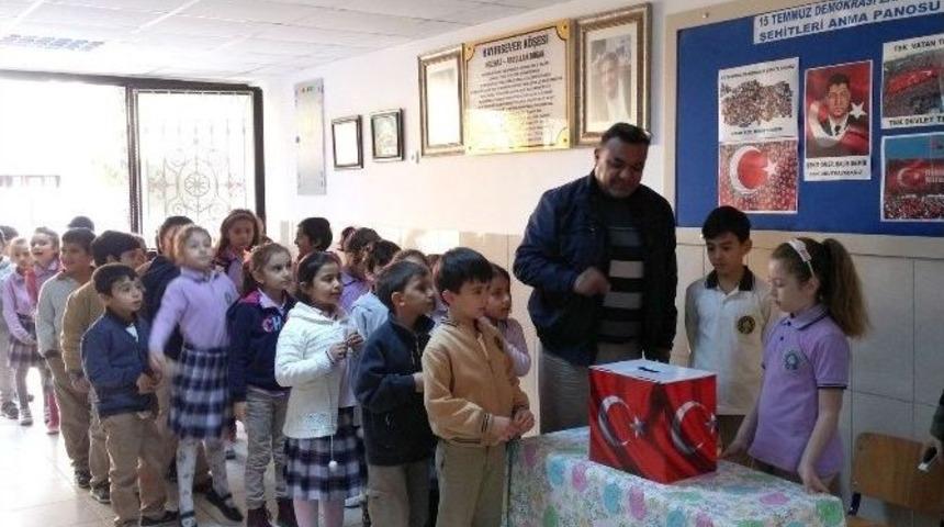 15 Temmuz Dayanışma Kampanyasına Miniklerden Destek