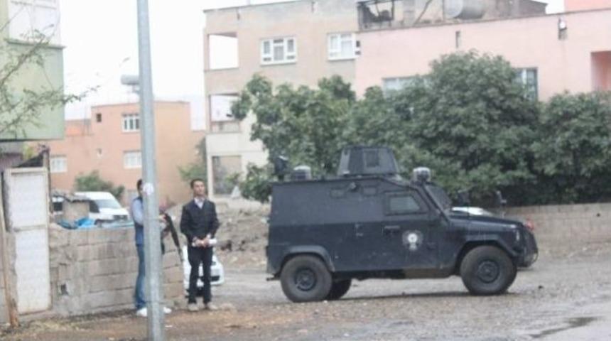 Siirt&rsquo;te H&uuml;cre Evine Baskın: 2 Ter&ouml;rist &Ouml;ld&uuml;r&uuml;ld&uuml;, 5 Polis Yaralı