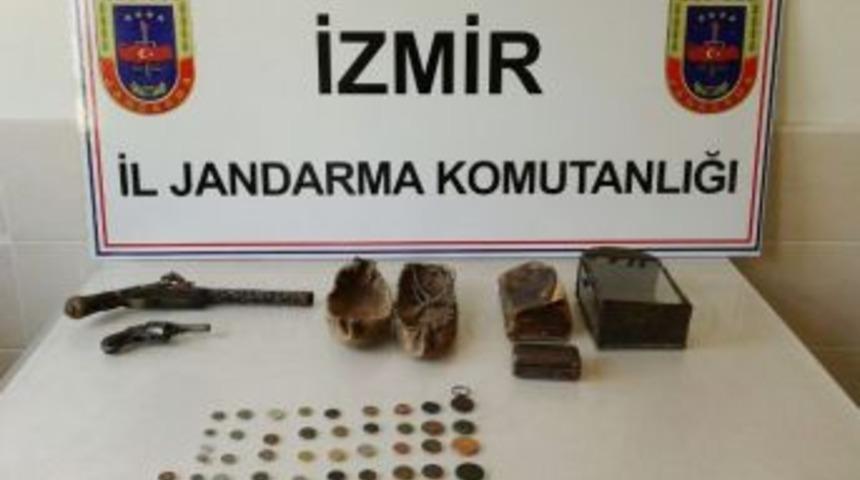 Ka&ccedil;ak&ccedil;ı, Tarihi Eserleri Satamadan Yakayı Ele Verdi