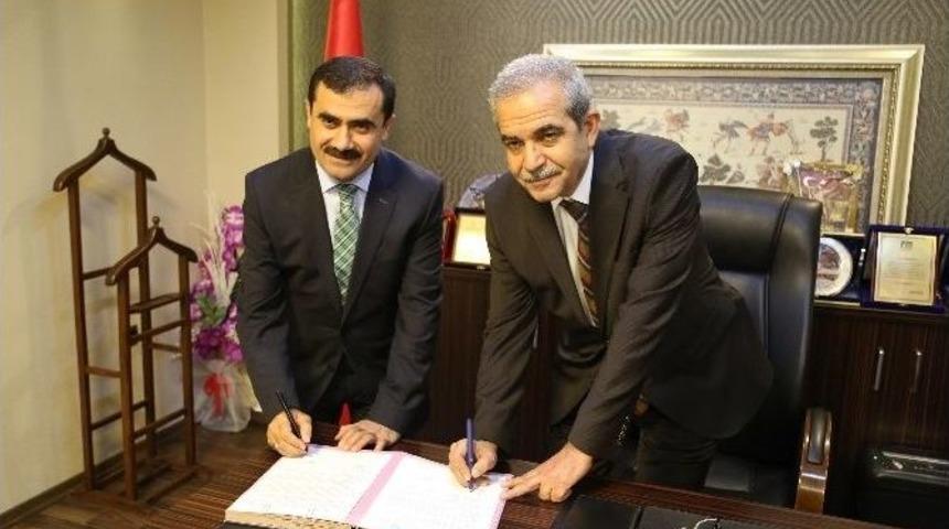 Demirkol&rsquo;dan Eğitime B&uuml;y&uuml;k Destek