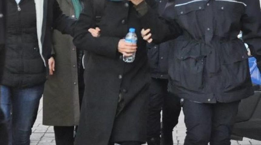 Fet&ouml; Ş&uuml;phelisi 3 Kadın Katip Adli Kontrolle Serbest Bırakıldı