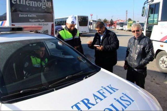 Sivas'ta Halk Otobüslerine Kış Lastiği Denetimi