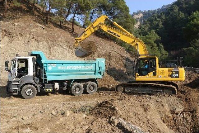 Yağmur Suyu Zararlarına Menfezli Çözüm