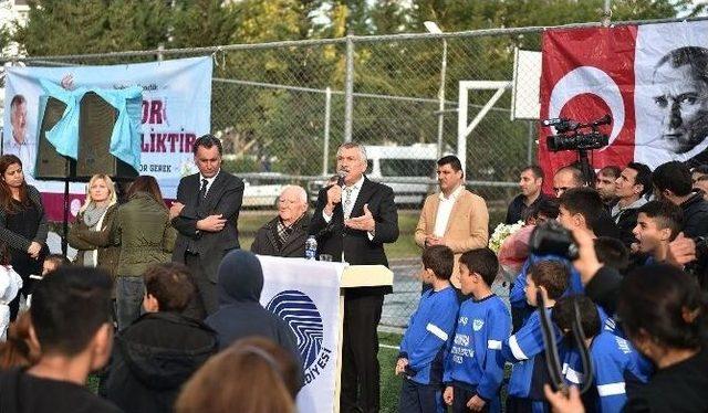 Seyhan&rsquo;dan Coral Hoca&rsquo;ya Vefa 1