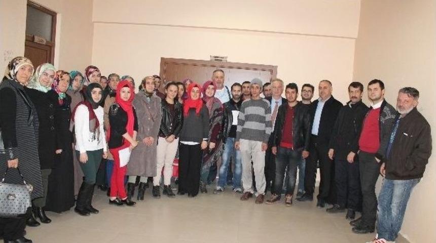 Tosya&rsquo;da 60 Gen&ccedil; Girişimci Kosgeb Belgesini Aldı