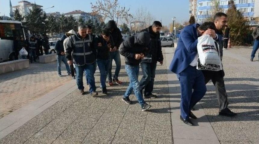 Aksaray&rsquo;da 11 Kişilik Hırsızlık &Ccedil;etesi &Ccedil;&ouml;kertildi