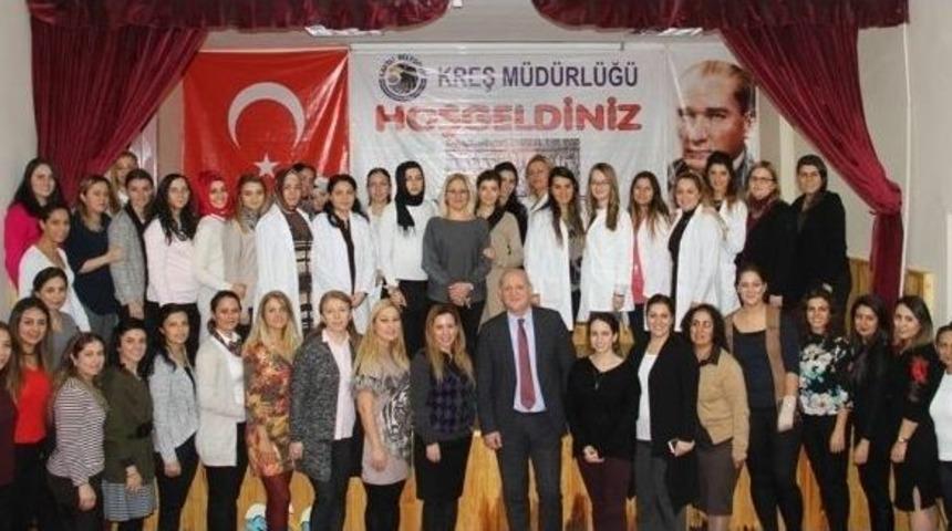 Kreş &Ouml;ğretmenlerine Grup Terapisi Eğitimi