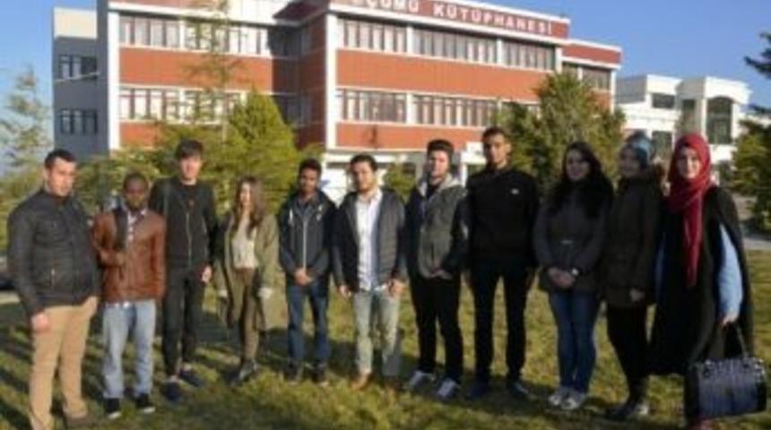 &Ccedil;om&uuml;&rsquo;de Uluslararası &Ouml;ğrenci Sayısı Arttı