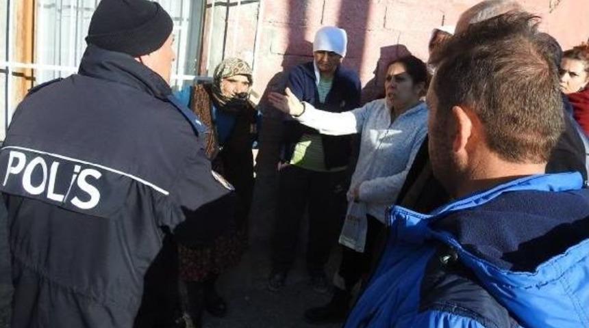 90 Yaşındaki Kadının Baz Istasyonu Tepkisi