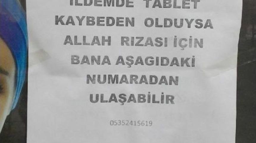 Yolda Bulduğu Tabletin Sahibi Arıyor : Şifreyi Bilen Tableti Alır
