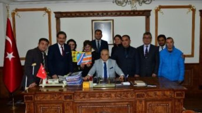 Aile Ve Sosyal Politikalardan Vali Necati Şent&uuml;rk&rsquo;e Ziyaret