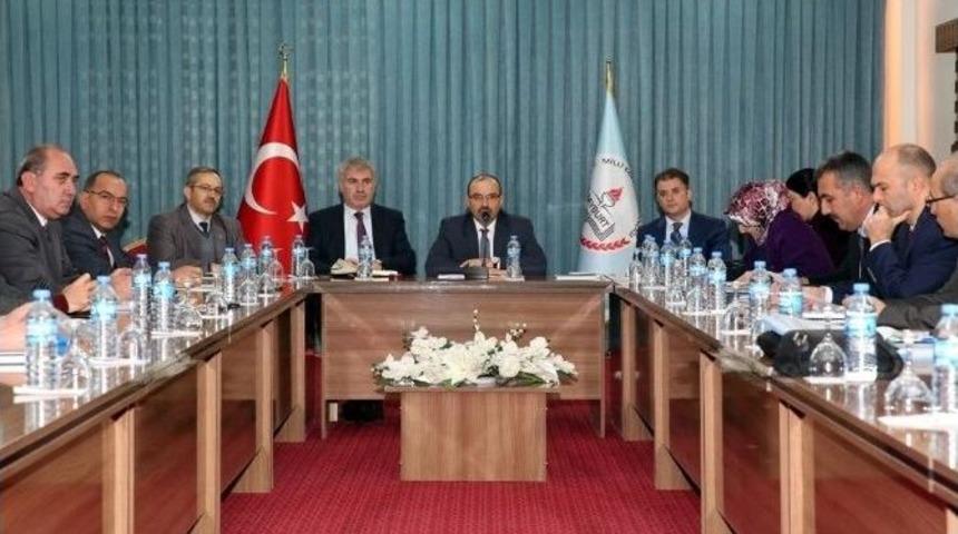 Vali Ustaoğlu, Yatırımları Değerlendirdi