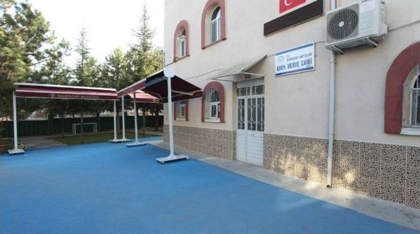 Camilerde Bakım Ve Onarım &Ccedil;alışmaları Yapılıyor