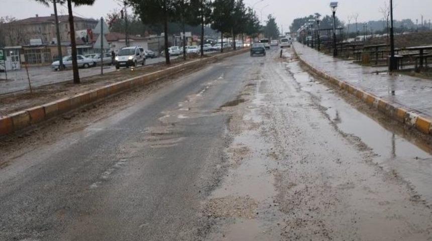 Harran&rsquo;da Sıcak Asfalt &Ccedil;alışması