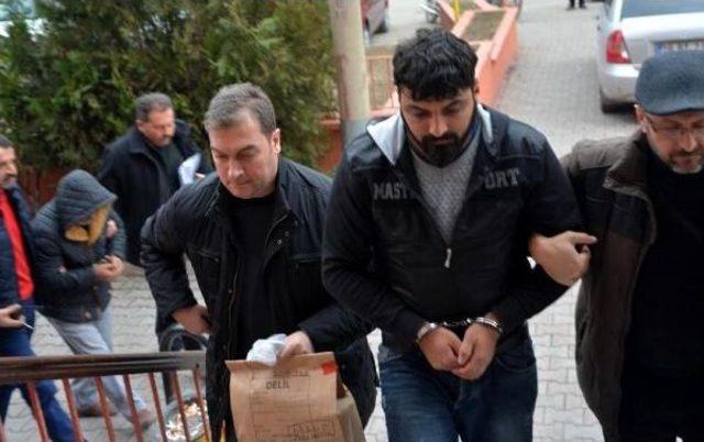 Hırsızlık Ş&uuml;phelileri Polis Takibiyle Yakalandı 2