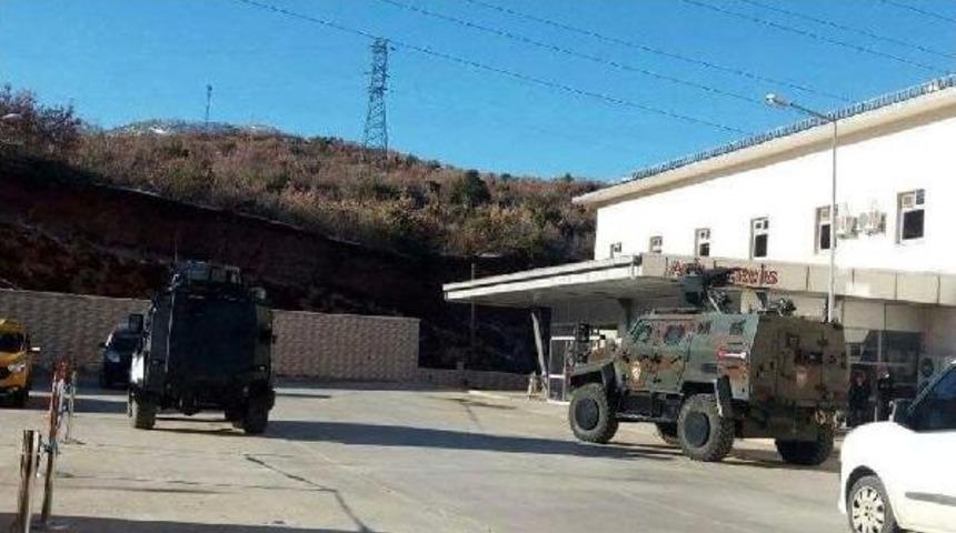 Tunceli-Ovacık Yolunda Kontrol Noktasına Saldırı Girişiminde Bulunan &Ouml;ld&uuml;r&uuml;ld&uuml; - Yeniden