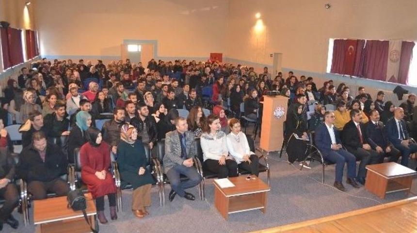 Başkan Asya, &Uuml;niversite &Ouml;ğrencileri İle Bir Araya Geldi