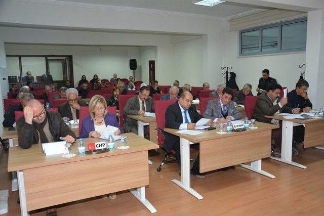 Efeler Belediye Meclisi 2016 Yılının Son Toplantısını Ger&ccedil;ekleştirdi 1