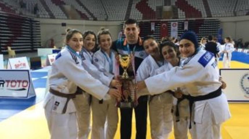 Bayan Judocular Avrupa Kupalarında