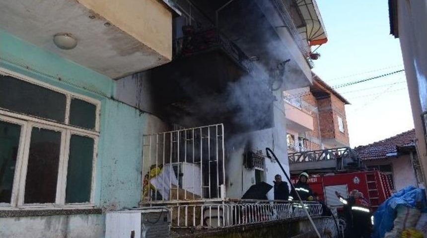 &Ccedil;arşamba&rsquo;da Yangın Korkuttu