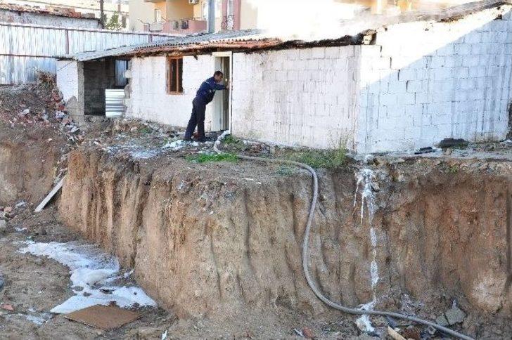 Milas’ta Boş Depoda Yangın Çıktı G4