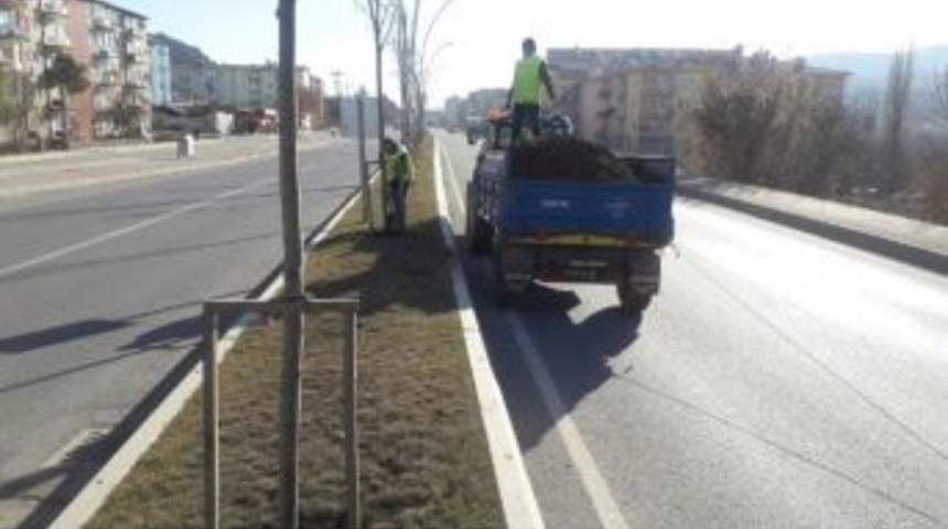 &Ccedil;ankırı&rsquo;daki Parklara Doğal G&uuml;bre