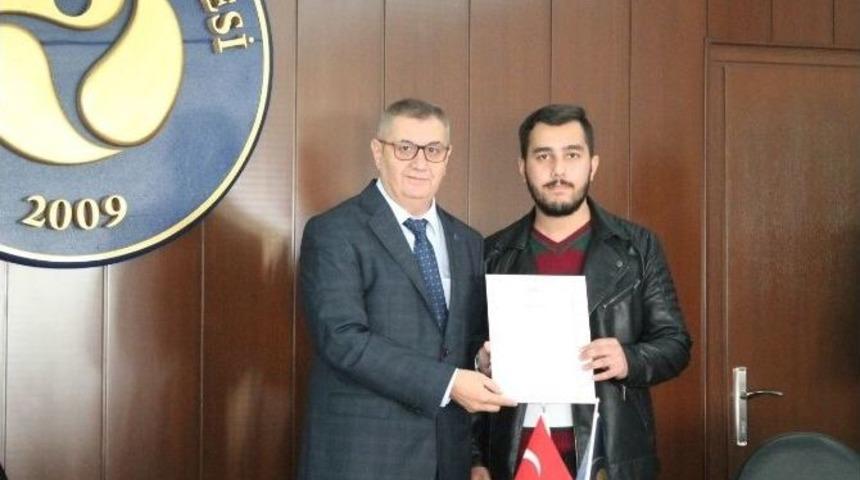 Toros &Uuml;niversitesi &Ouml;ğrencilerine Y&ouml;k Başkanından Tebrik Mektubu