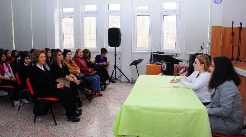 Kadın Girişimciler &Ouml;ğrencilerle Bir Araya Geldi