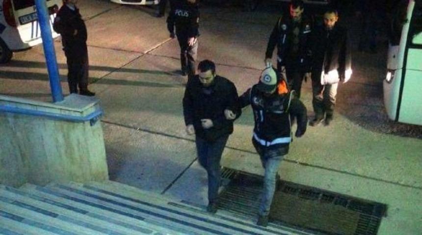 Hatay&rsquo;Da Bylock Kullanan 15 Polis Tutuklandı