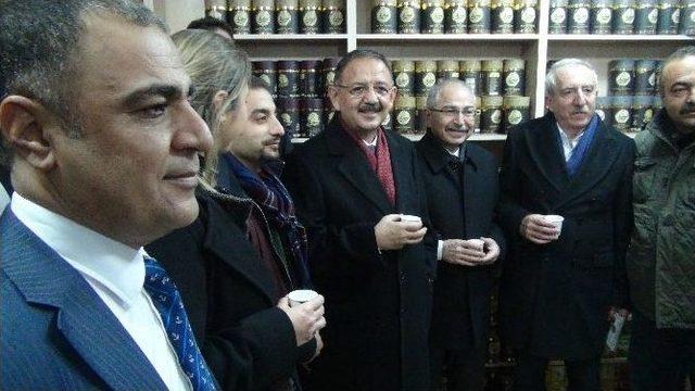 Bakan &Ouml;zhasaki, Nusaybin Kentsel D&ouml;n&uuml;ş&uuml;m İrtibat Ofisinin A&ccedil;ılışını Yaptı 1